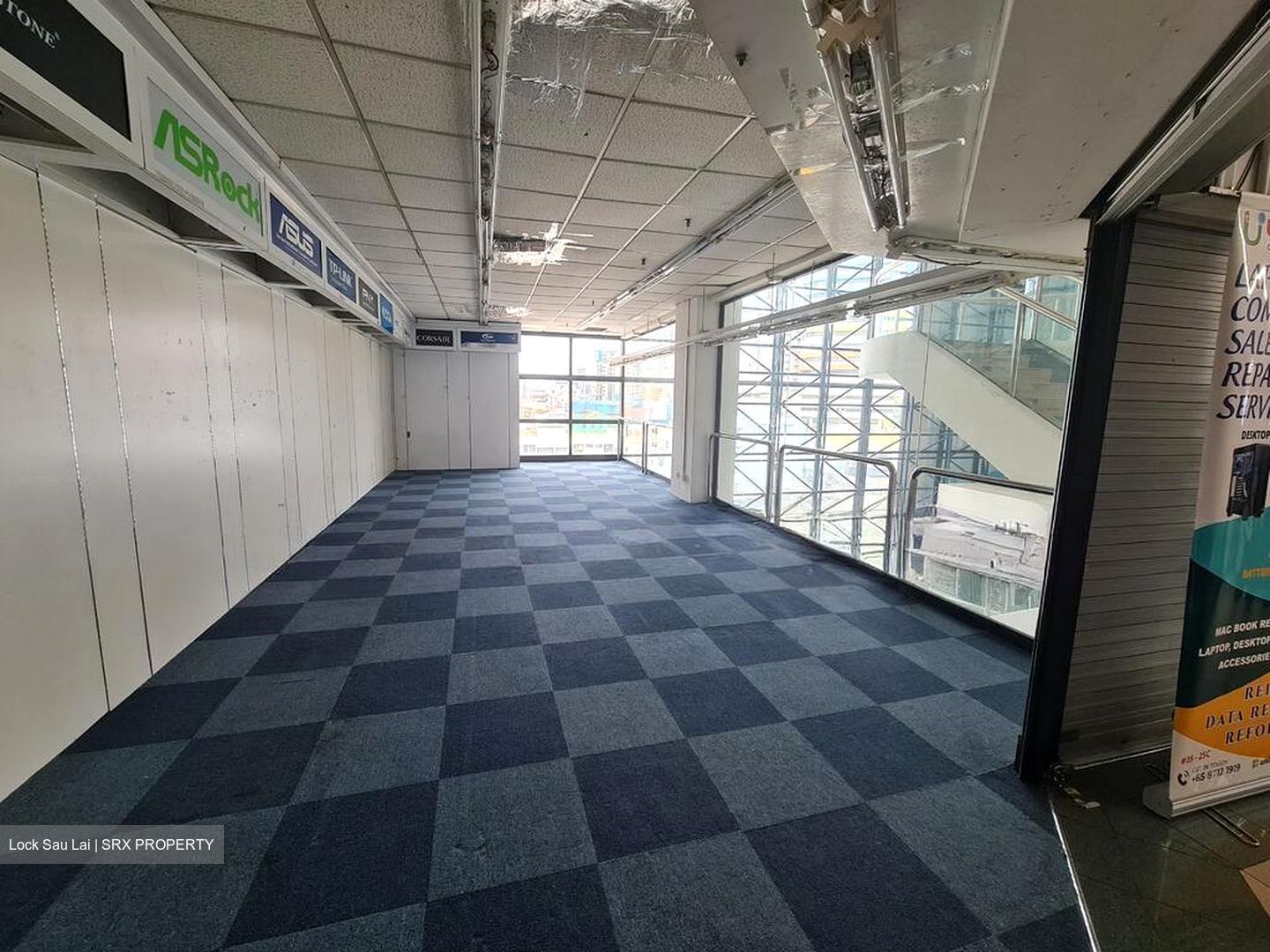 Sim Lim Square (D7), Shop House #590653791